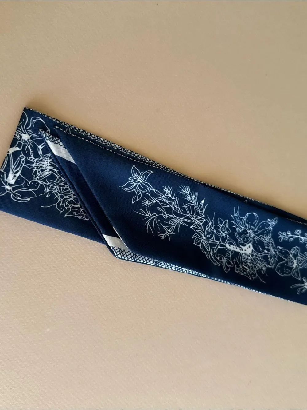 Navy Floral Scarf M1589 - Picture 4 of 6